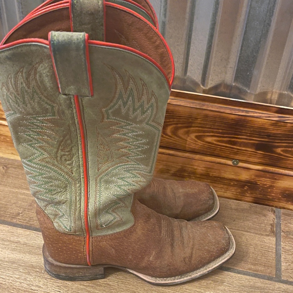 GUC girl’s Justin square toe Cowgirl boots